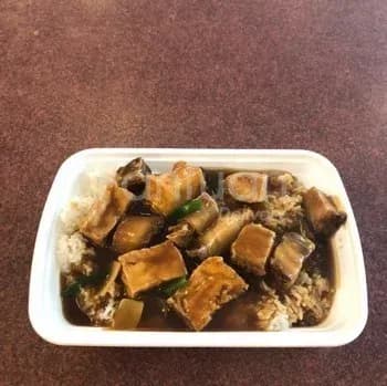 Deep Fried Tofu & Fish Fillet on Rice