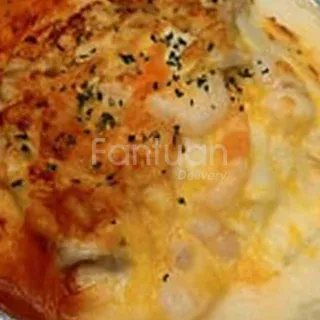 Baked Shredded Chicken & Shrimp w/Two Sauce on Rice
