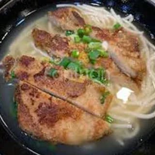 Pork Chop on Vermicelli in Soup