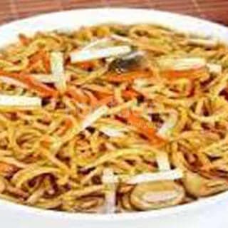 Pan Fried E-Fu Noodle with Assorted Mushroom
